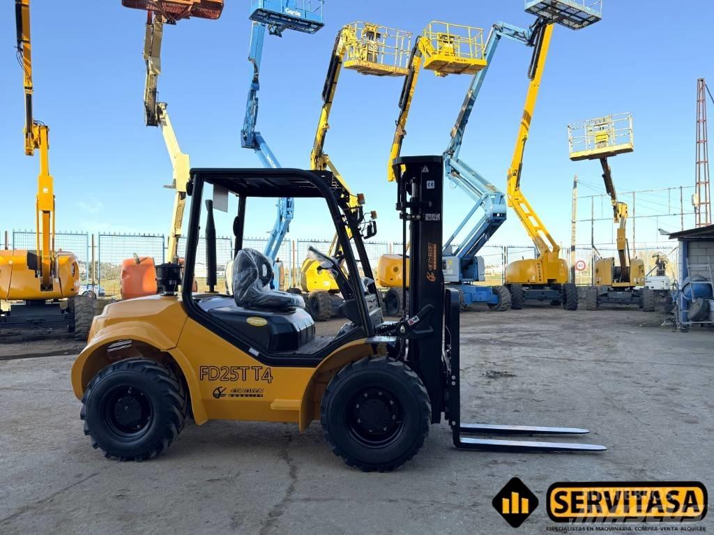  EUROYEN FD25TT4 Carretillas diesel