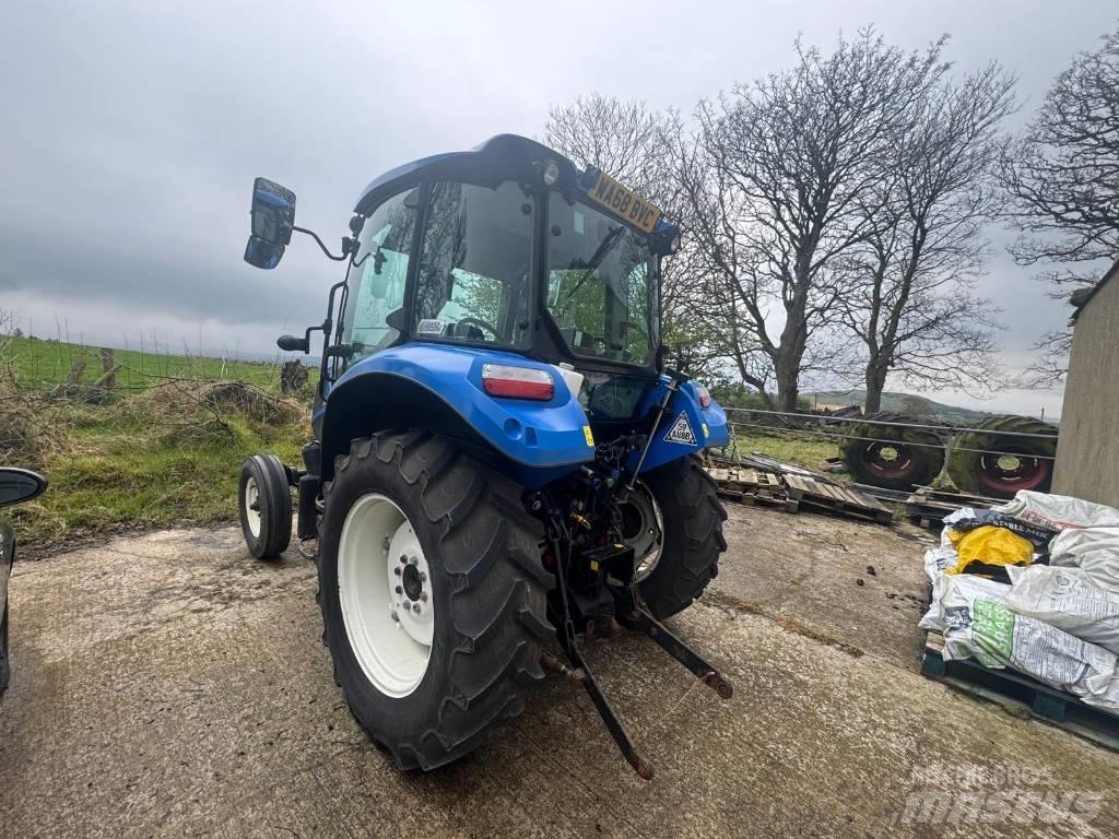 New Holland T 4.65 Tractores
