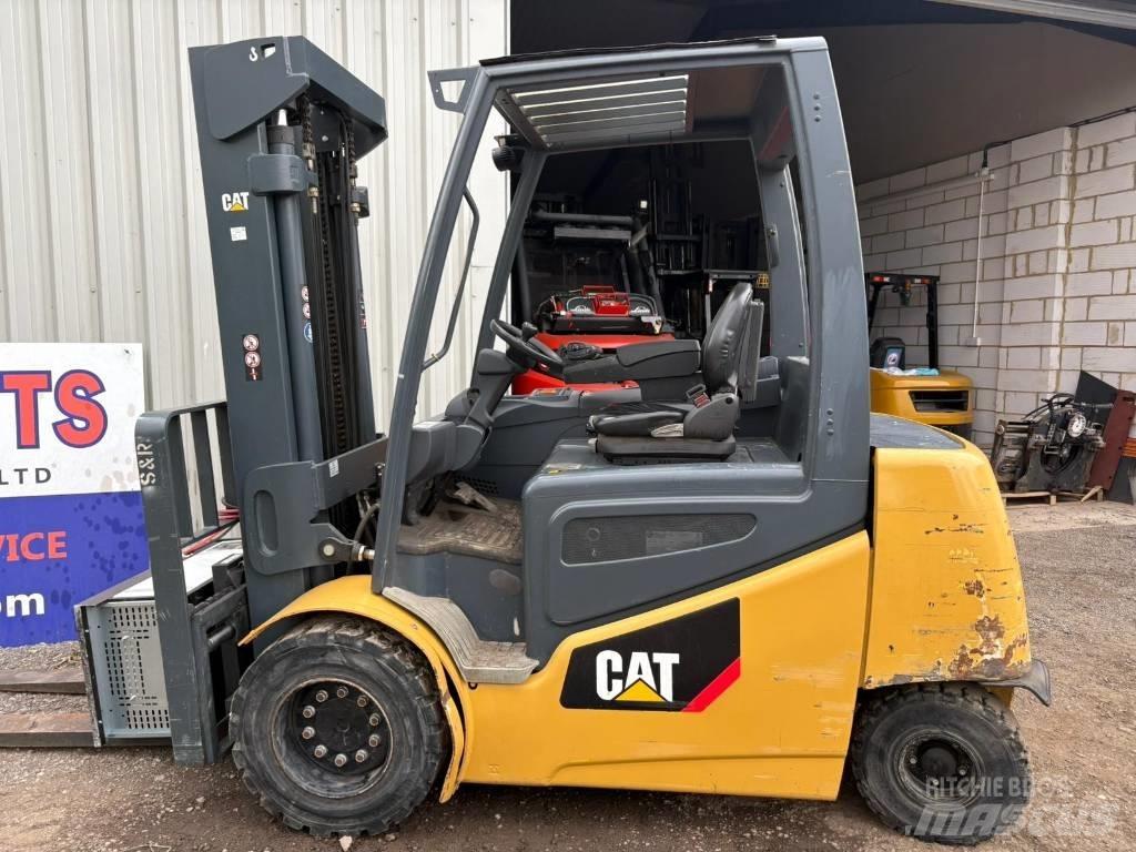 CAT EP 45 Carretillas de horquilla eléctrica
