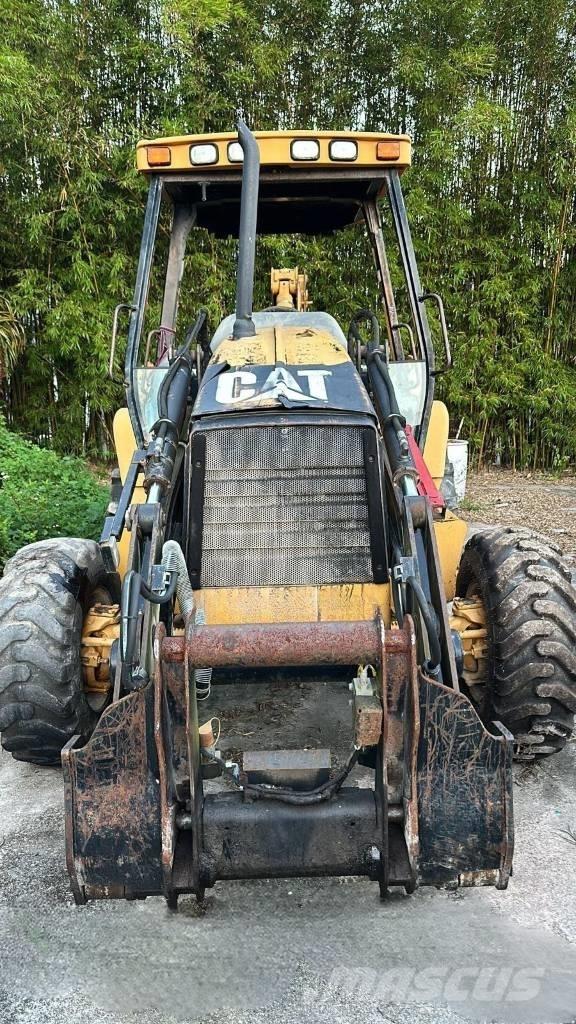 CAT 420 D IT Retrocargadoras