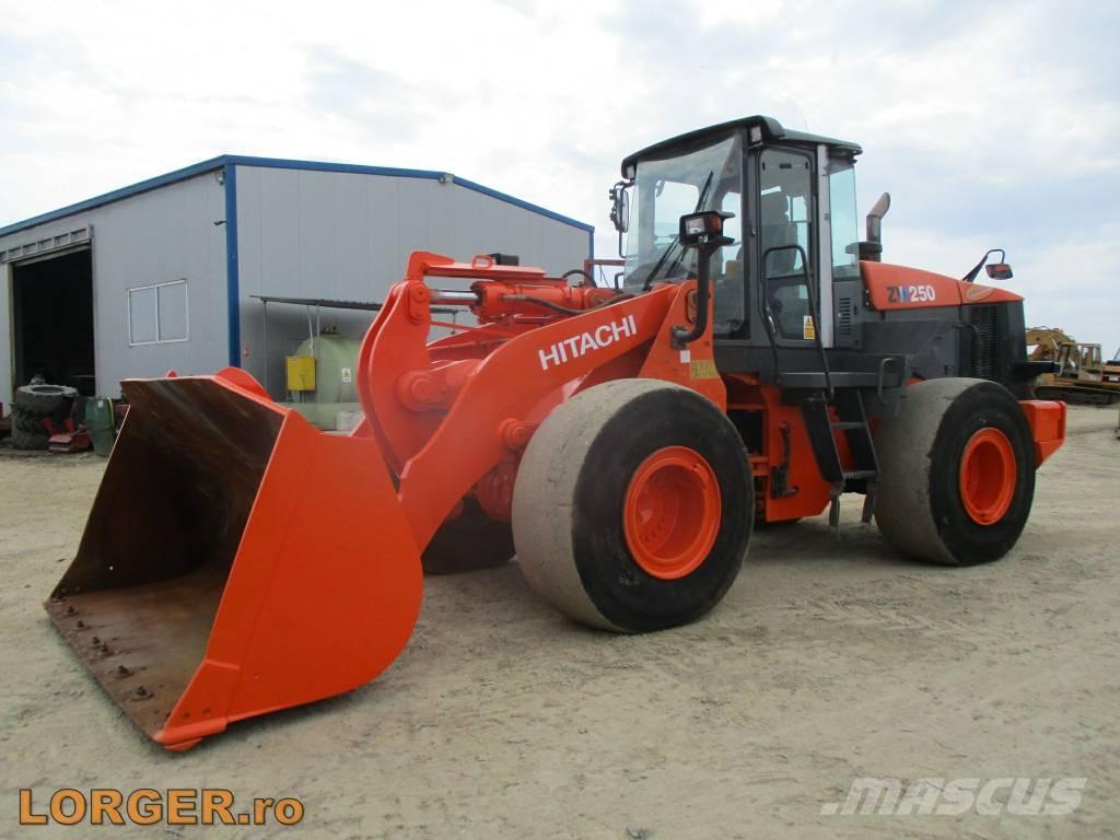 Hitachi ZW 250 Cargadoras sobre ruedas