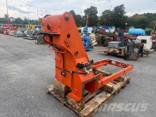 Atlas USED LIFT CAB Cabinas e interior