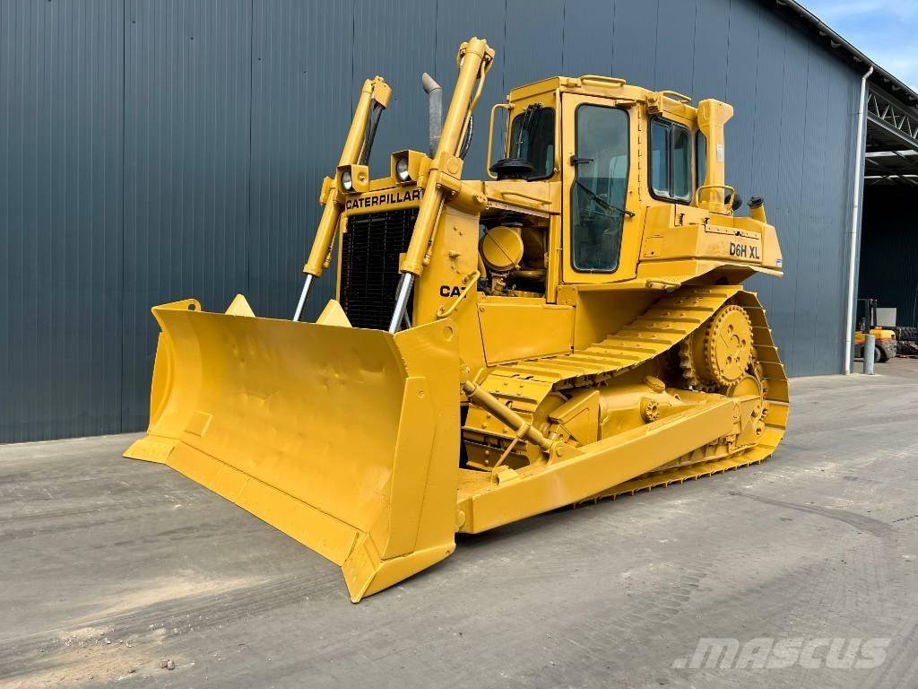 CAT D6H XL Buldozer sobre oruga