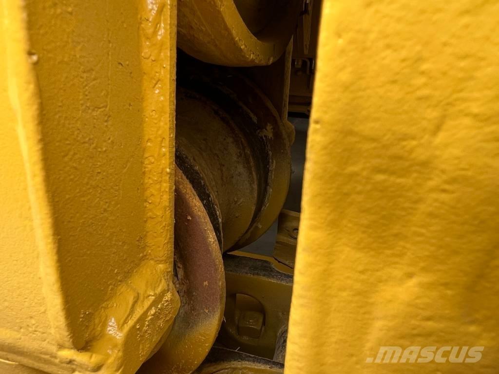 CAT D6H XL Buldozer sobre oruga