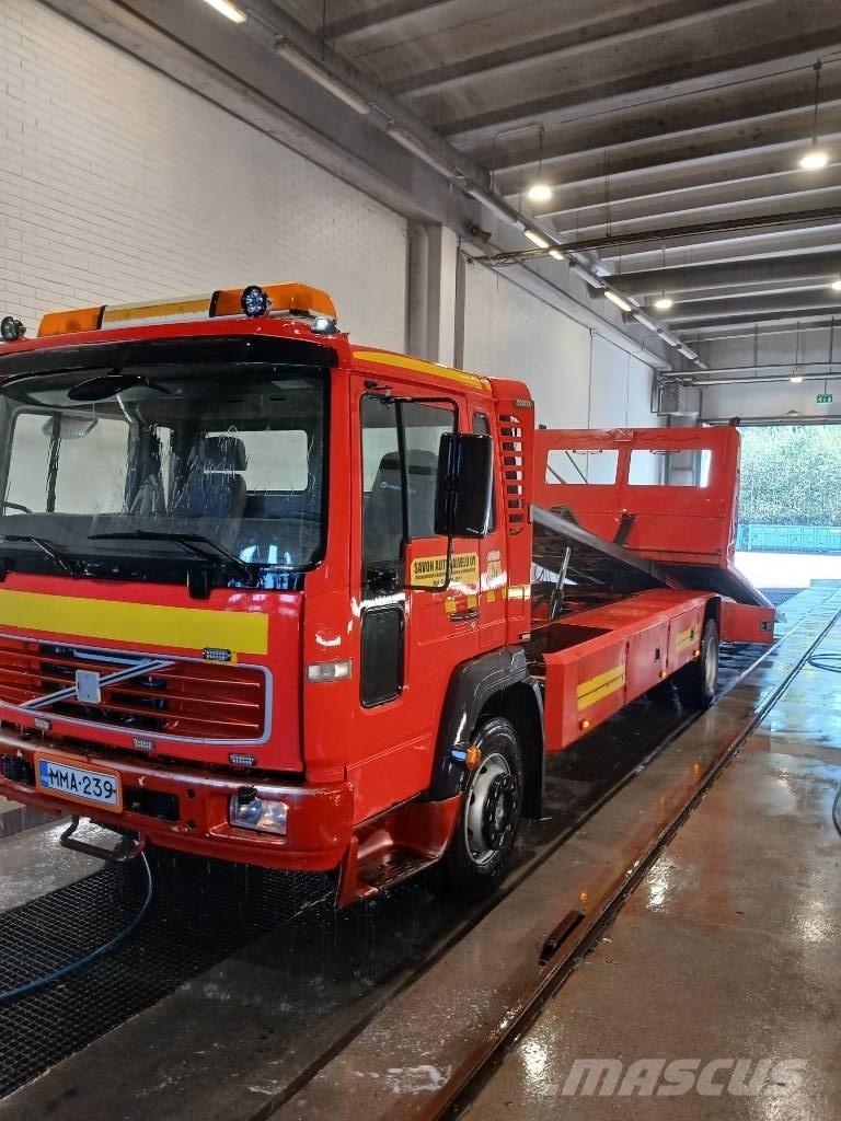 Volvo FL 6 Grúas de vehículo