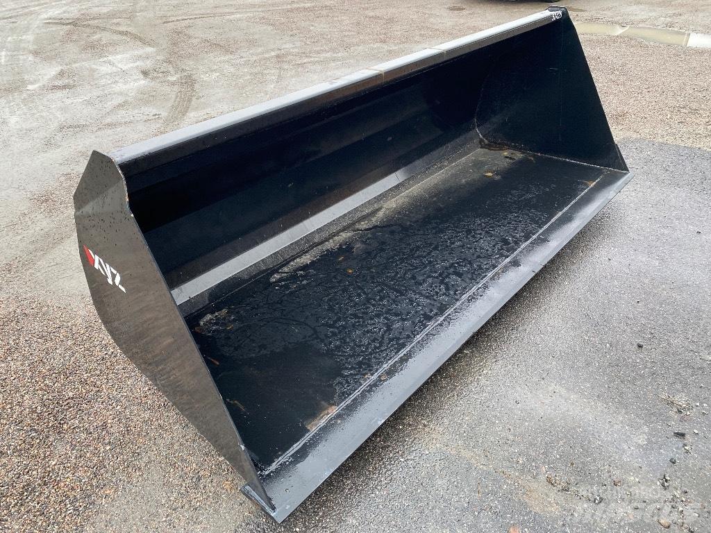 XYZ Snöskopa 240 Accesorios para carga frontal