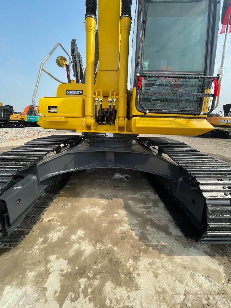 Komatsu PC 220-8 Excavadoras de cadenas