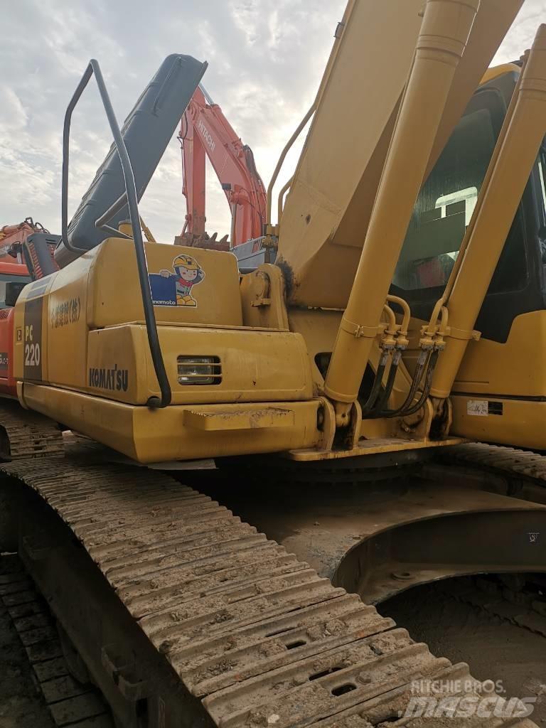 Komatsu PC 220 LC-7 Excavadoras de cadenas