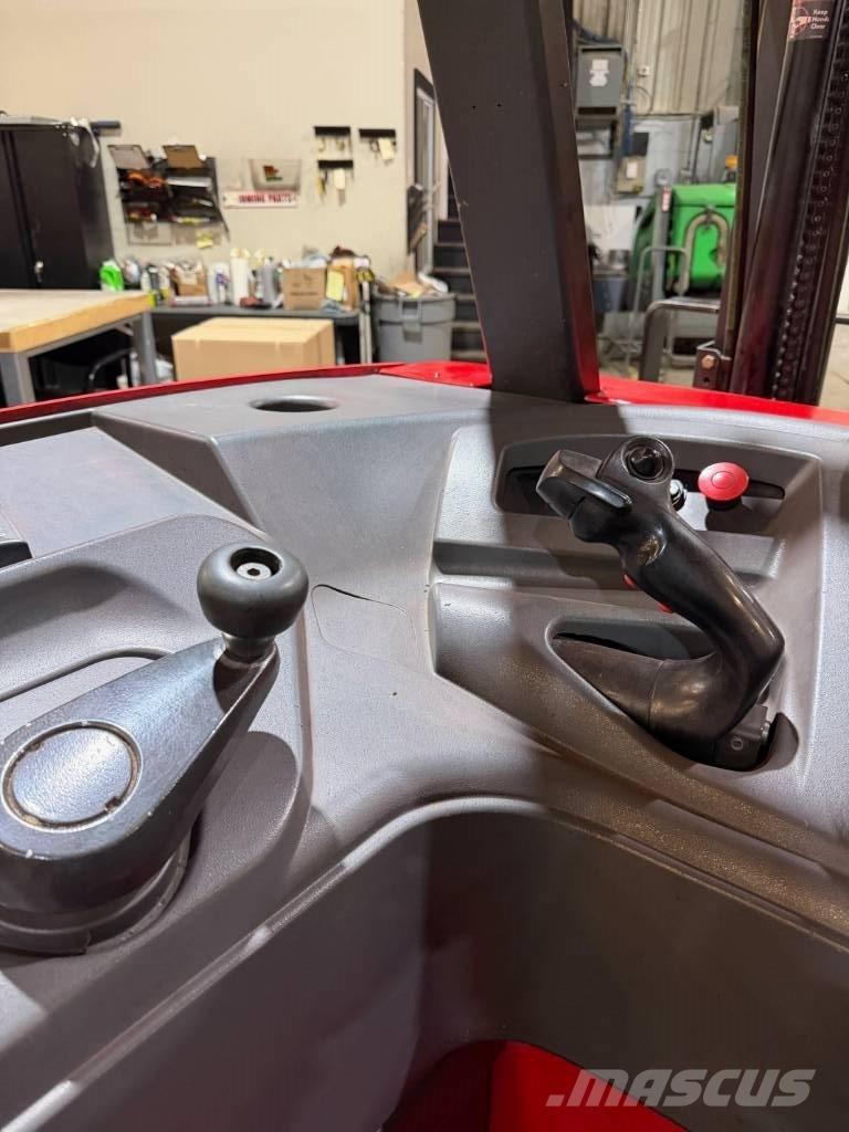 Raymond 410C30TT Carretillas retráctiles