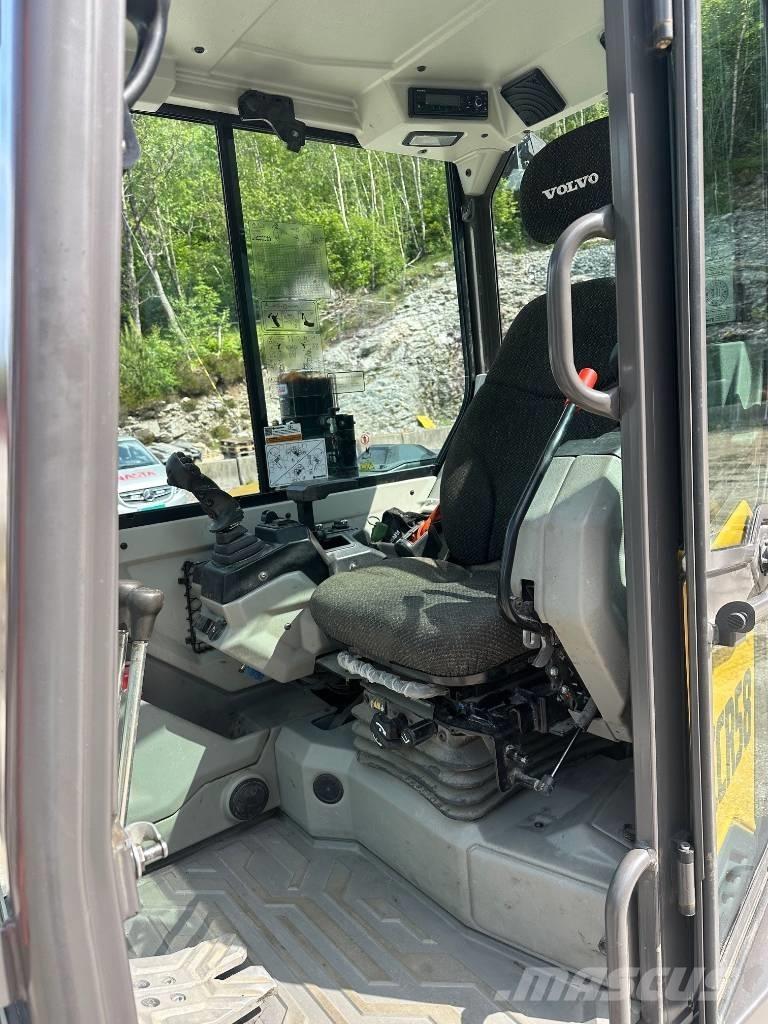 Volvo ECR 58F Mini excavadoras < 7t