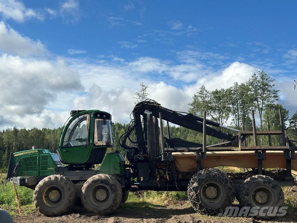 John Deere 1210 E Autocargadoras
