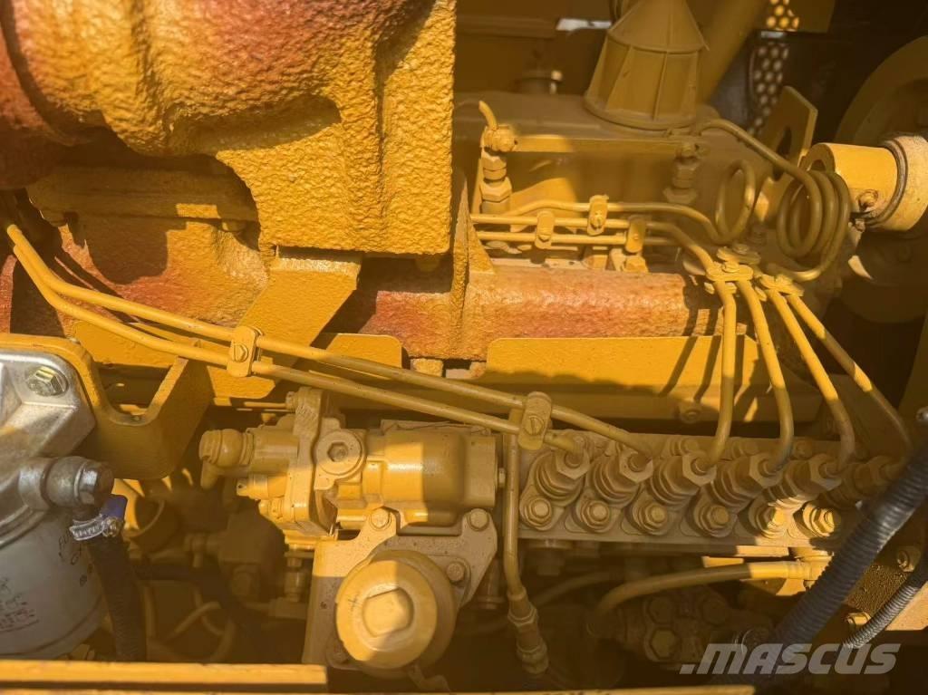 CAT D 6 G Buldozer sobre oruga