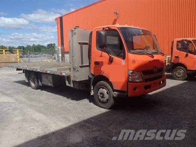 Hino 195 Camiones plataforma