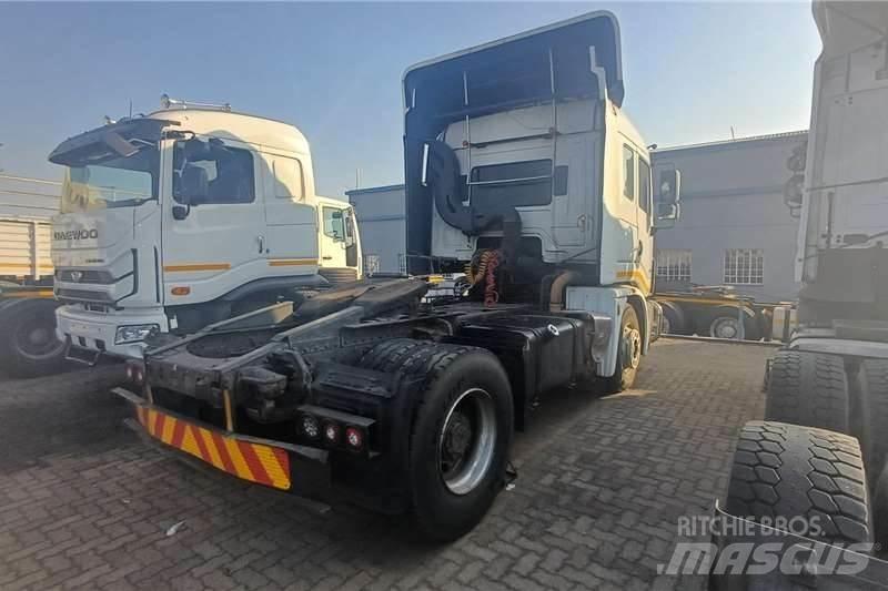 Tata PRIMA 4X2 Otros camiones