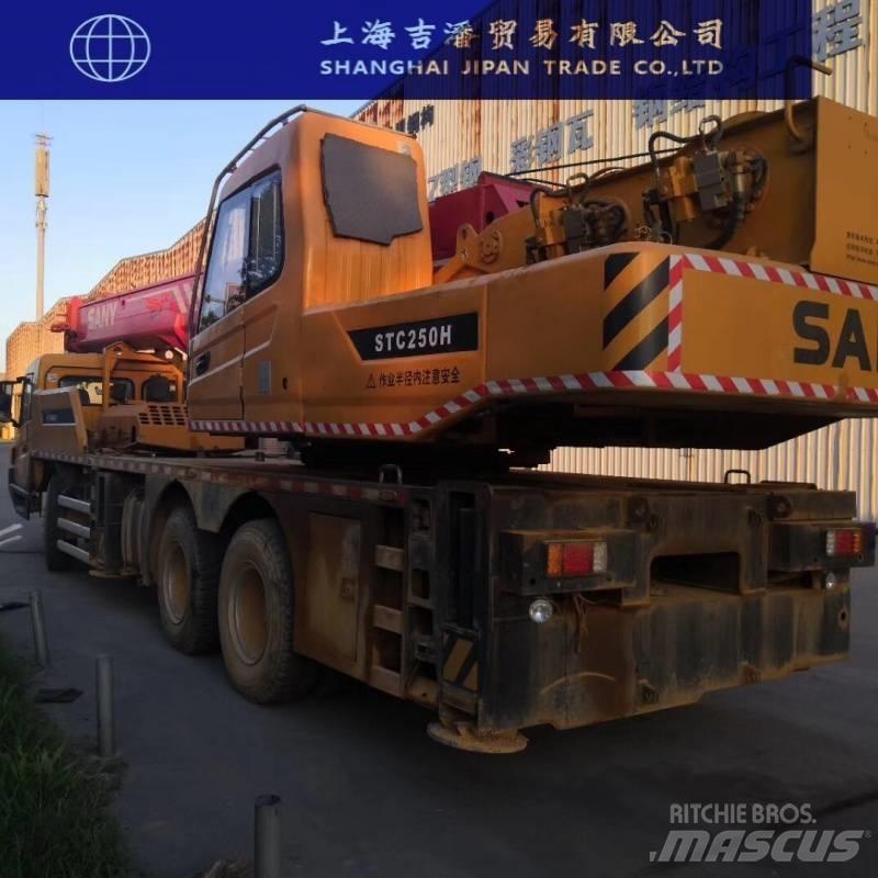 Sany STC 250 Grúas todo terreno