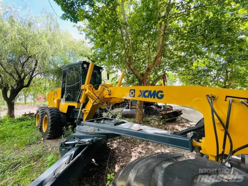 XCMG GR1803 Motoniveladoras