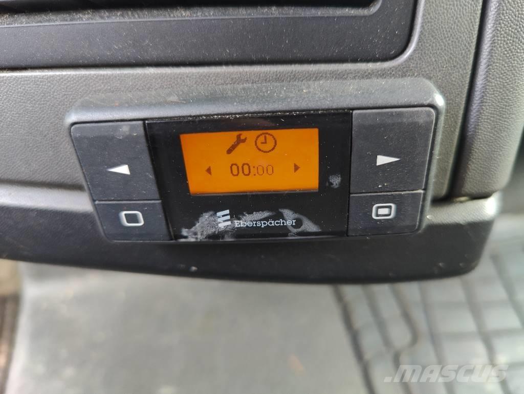 MAN TGL 8.180 Camiones caja cerrada