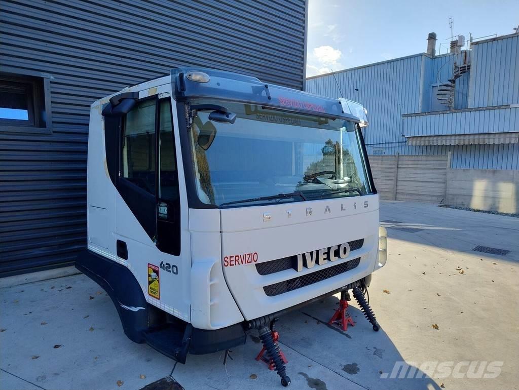 Iveco STRALIS AT Cabinas e interior