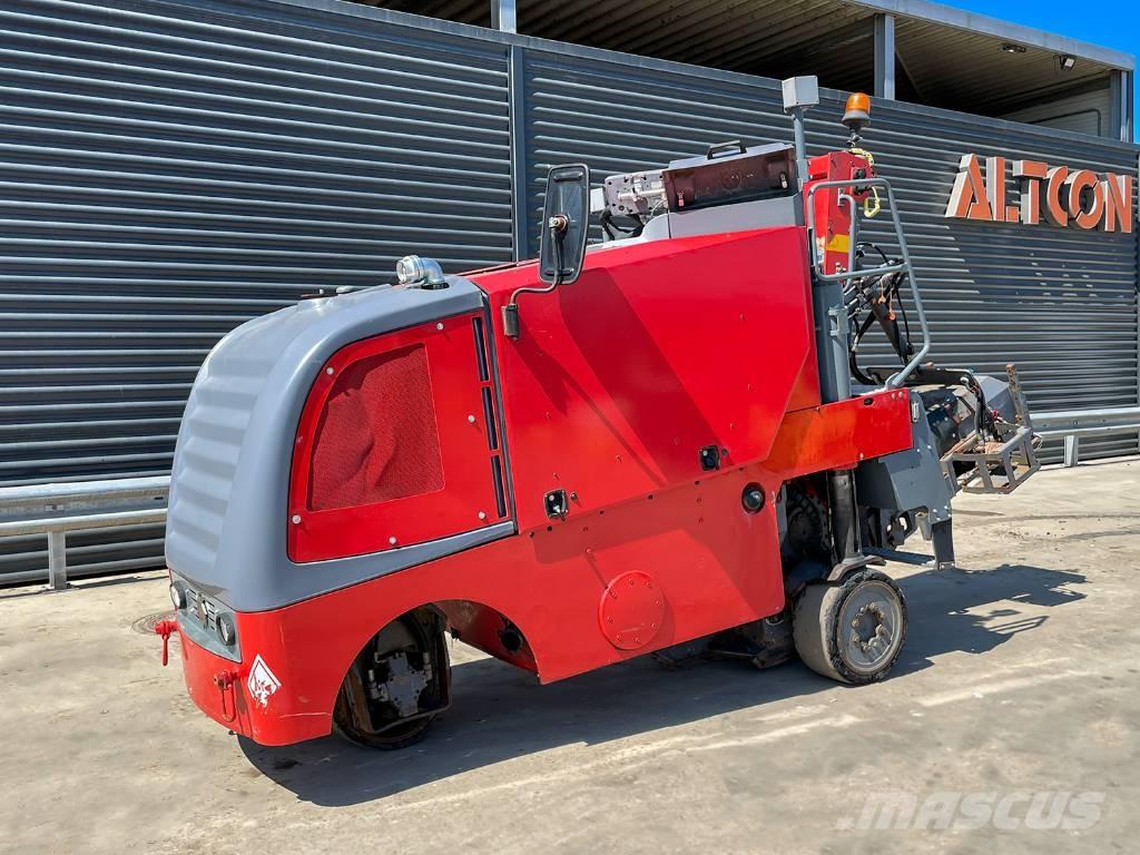 Wirtgen W 50 DC Máquinas moledoras de asfalto en frío