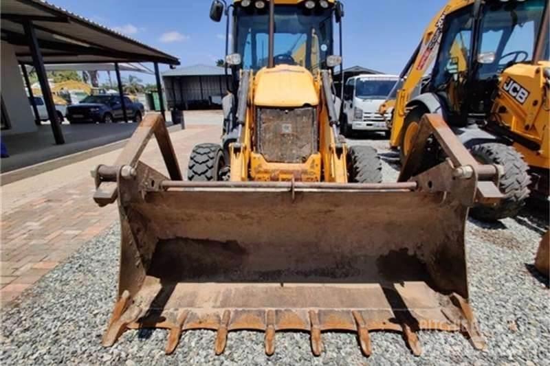 JCB 3CX 4X4 TLB Retrocargadoras