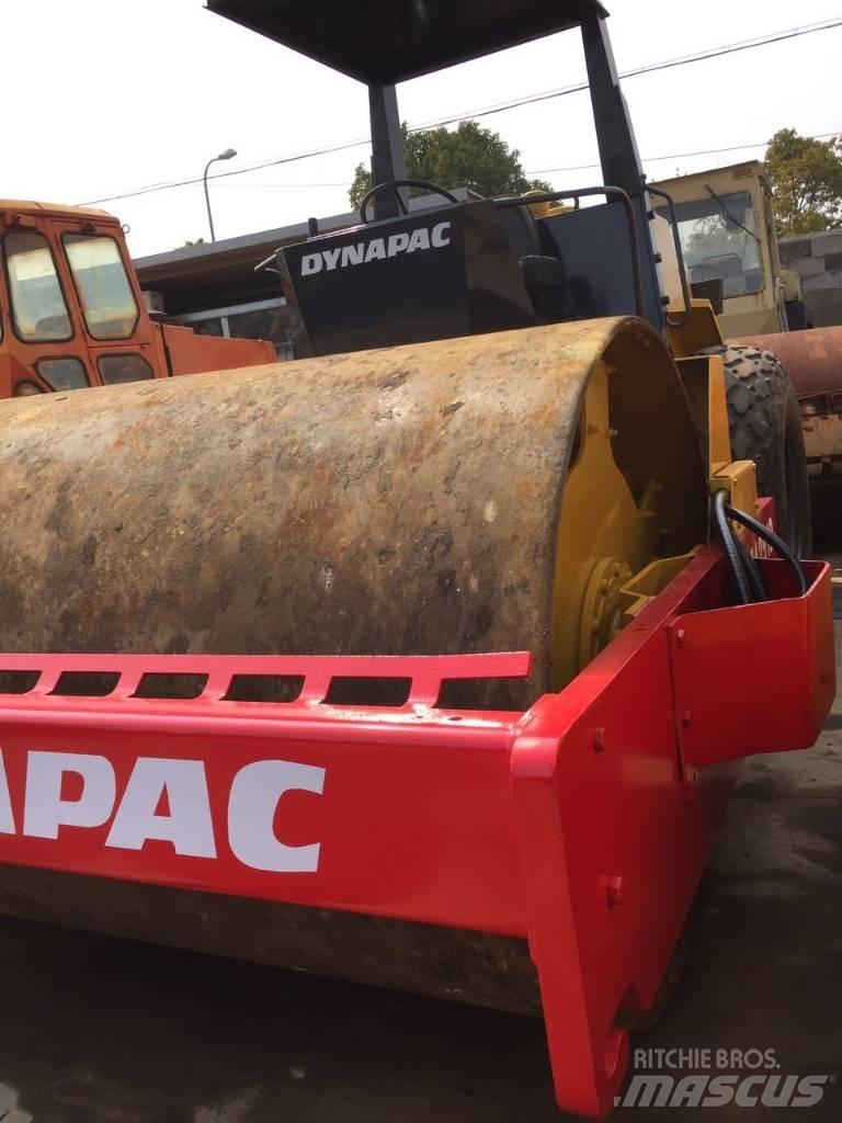Dynapac CA 25 D Rodillos de un solo tambor