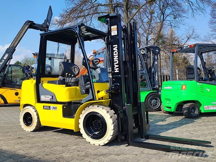 Hyundai 35L-7A Carretillas LPG