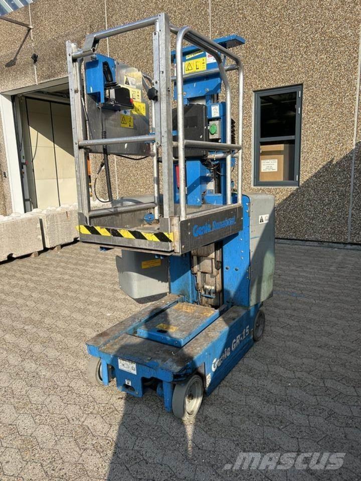 Genie GR-15 Plataforma de trabajo articulada