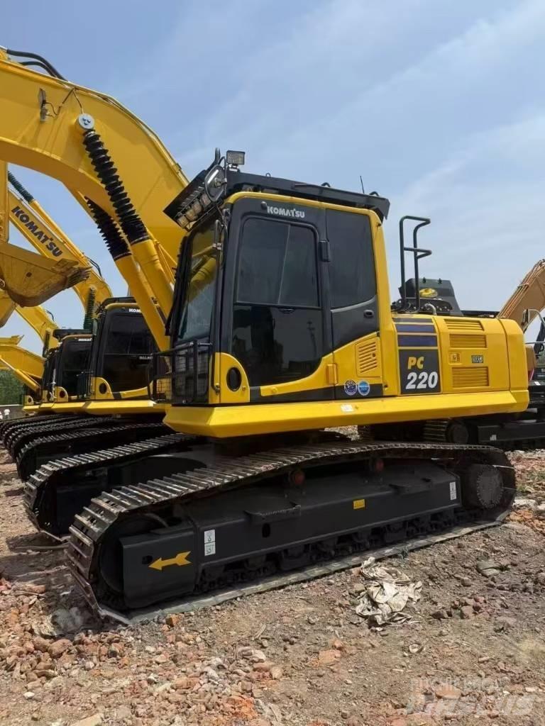 Komatsu 220LC-8 Excavadoras de cadenas