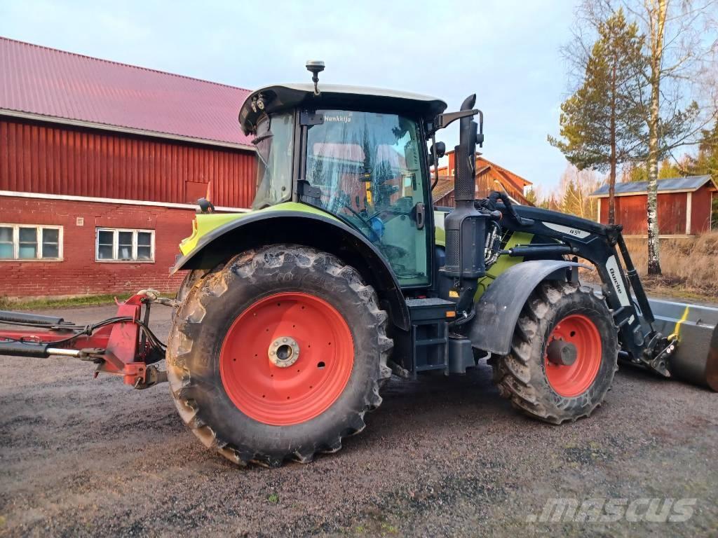 CLAAS Arion 530 Tractores