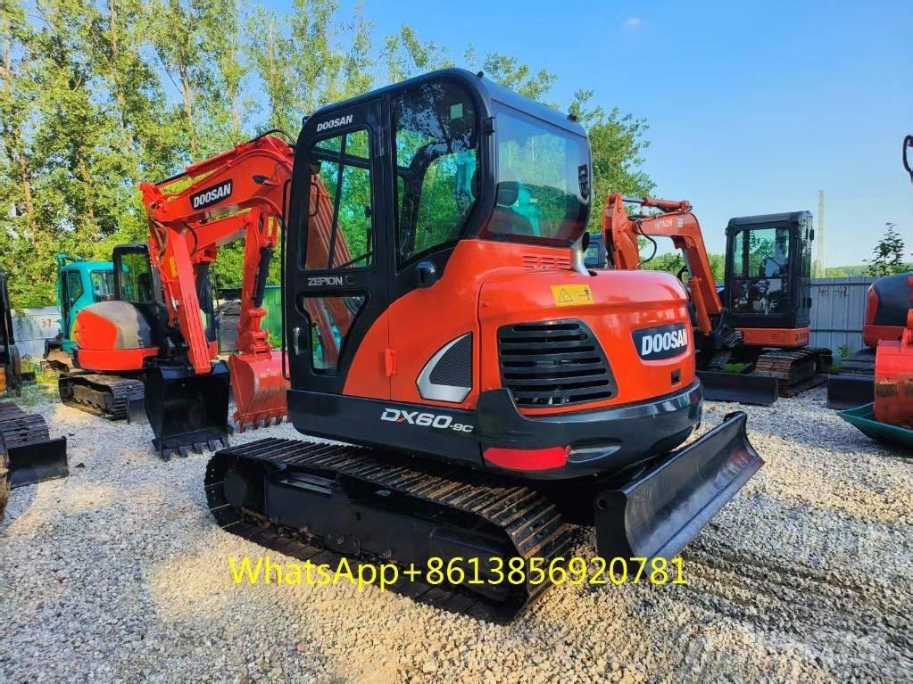 Doosan DX 60 Mini excavadoras < 7t