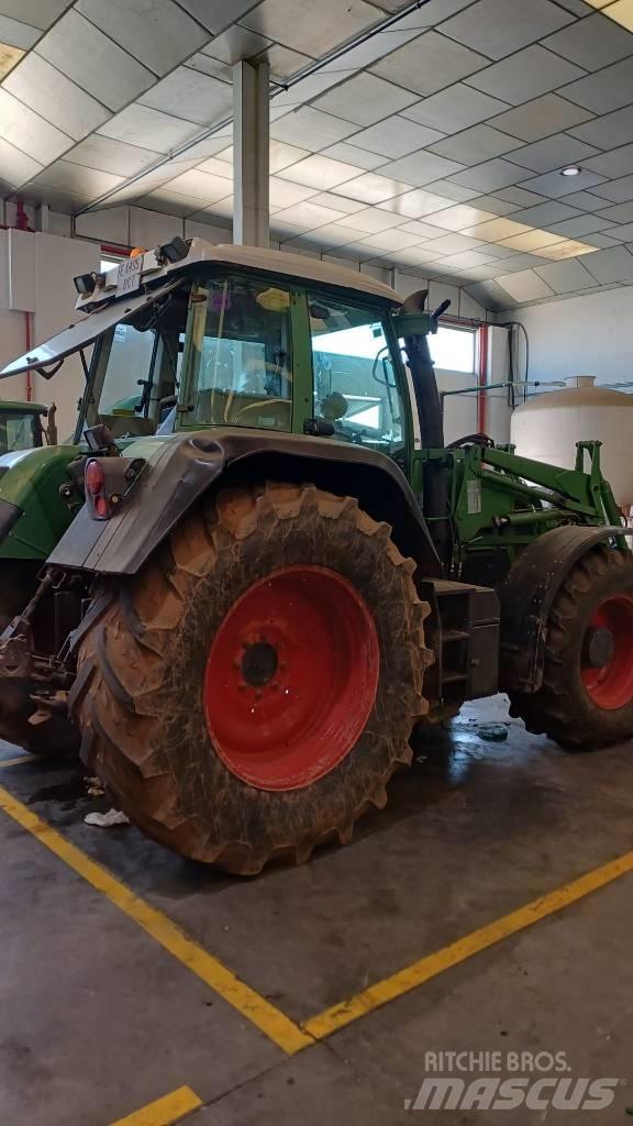 Fendt 714 Vario Tractores