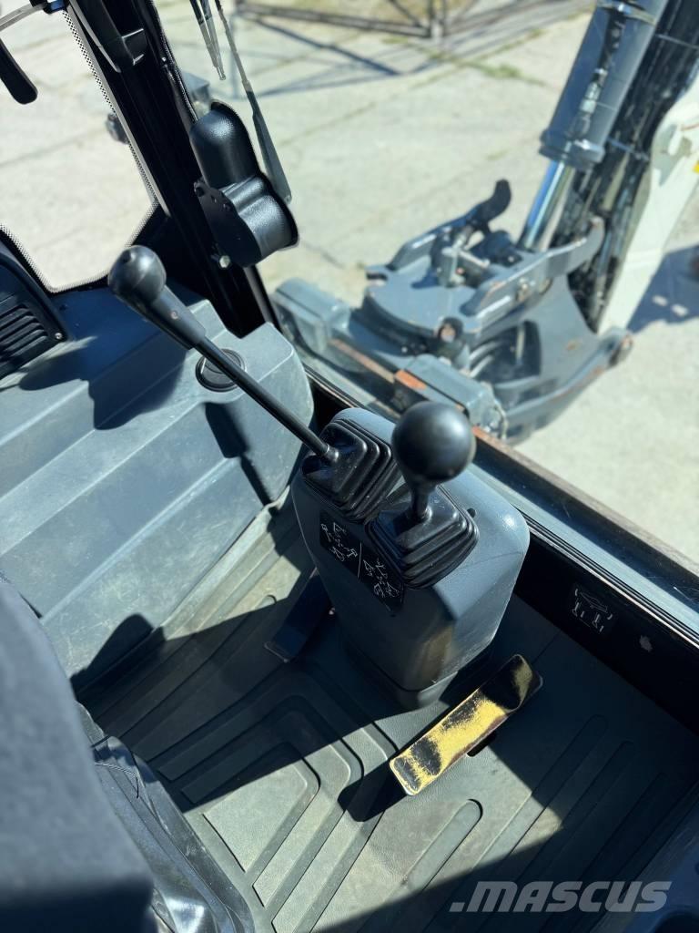 Terex 890 SM Retrocargadoras