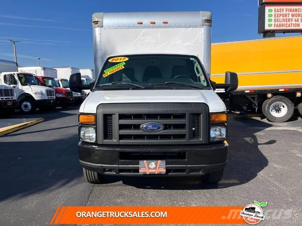 Ford E 350 SD Camiones caja cerrada