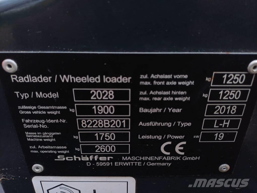 Schäffer 2028 Cargadoras multifunción