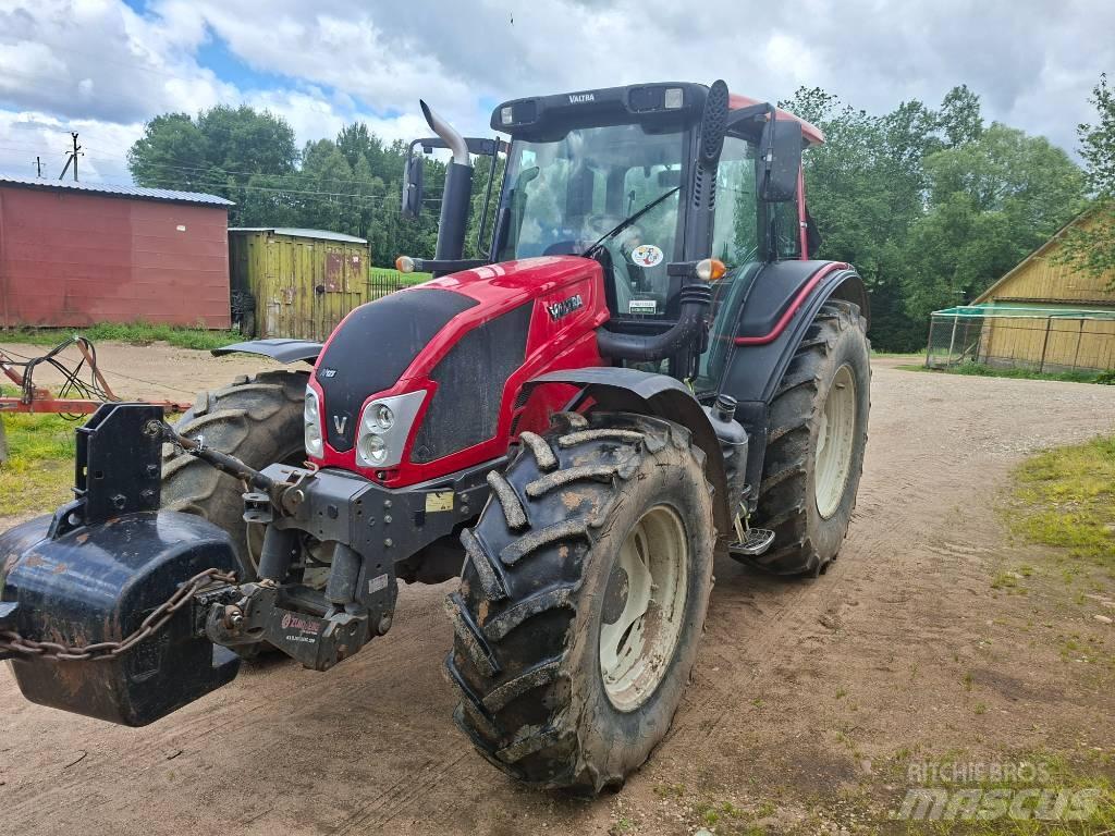 Valtra N 123 Tractores