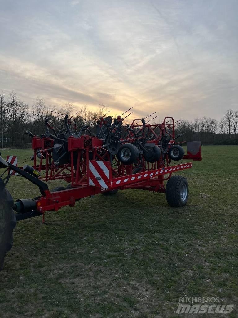 SIP Spider 1500/14T Rastrillos y henificadores