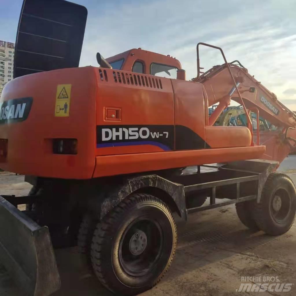 Doosan DH 150 W-7 Excavadoras de ruedas