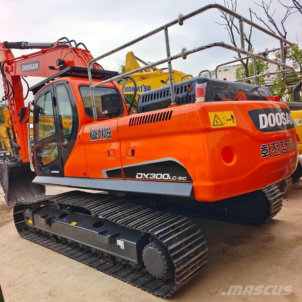 Doosan DX 300 Excavadoras de cadenas