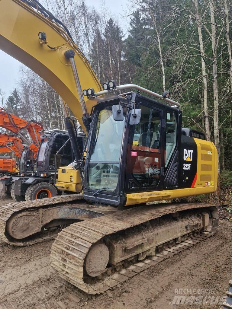 CAT 323 F L Excavadoras de cadenas