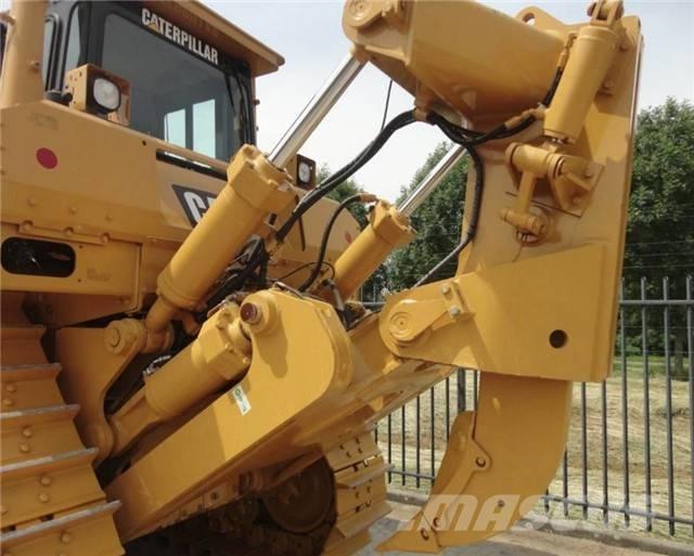 CAT D 8 R Buldozer sobre oruga