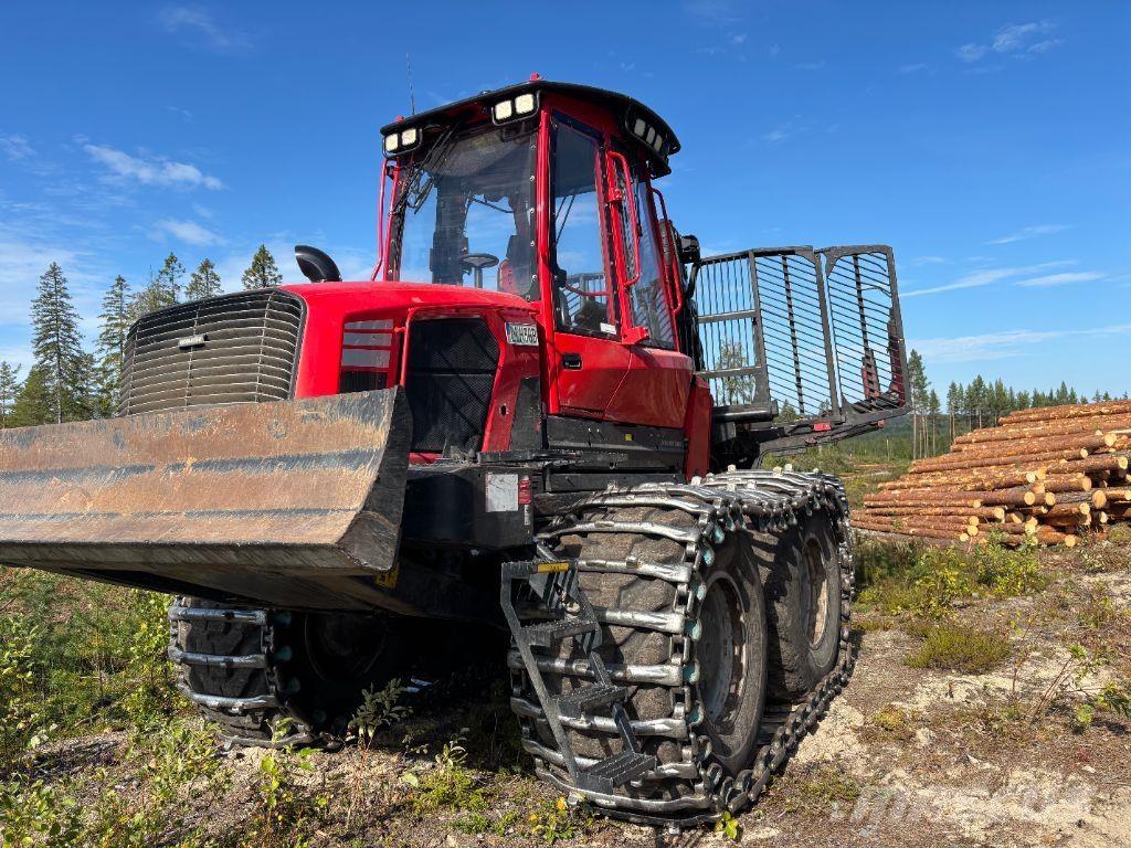 Komatsu 895 Autocargadoras