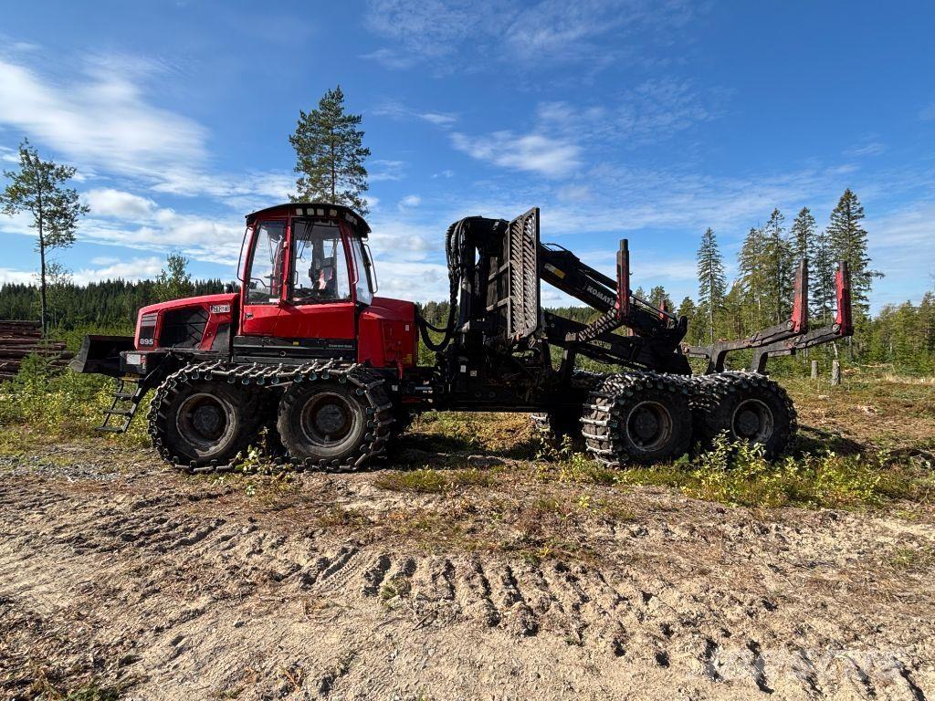 Komatsu 895 Autocargadoras