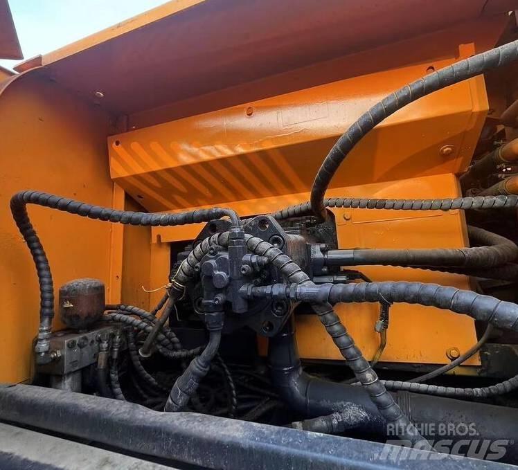Hyundai R330LC-9T Excavadoras de cadenas