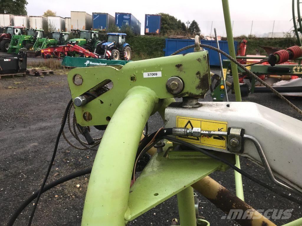 CLAAS Volto 58 Rastrillos y henificadores