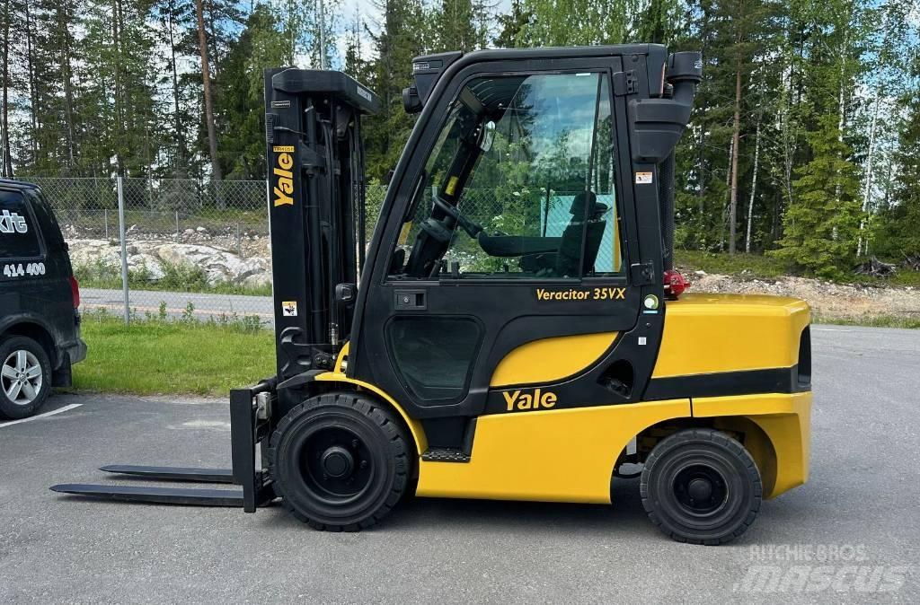 Yale GDP 35 VX Carretillas diesel