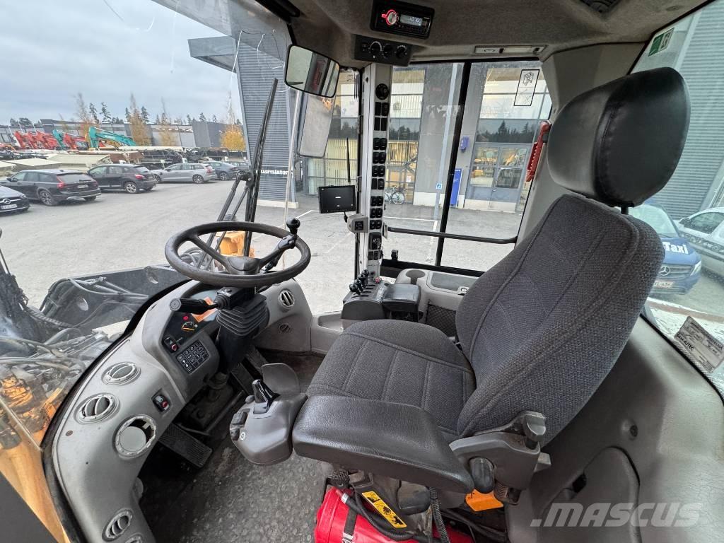 Volvo L 120 F Cargadoras sobre ruedas