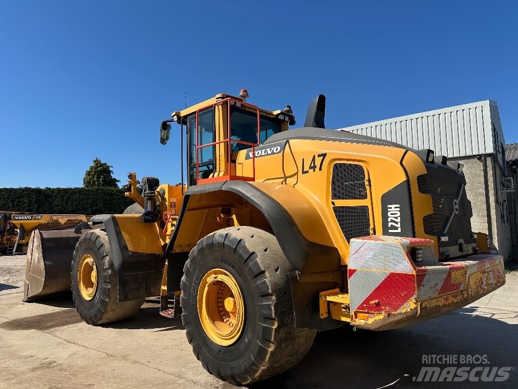Volvo L 220 H Cargadoras sobre ruedas