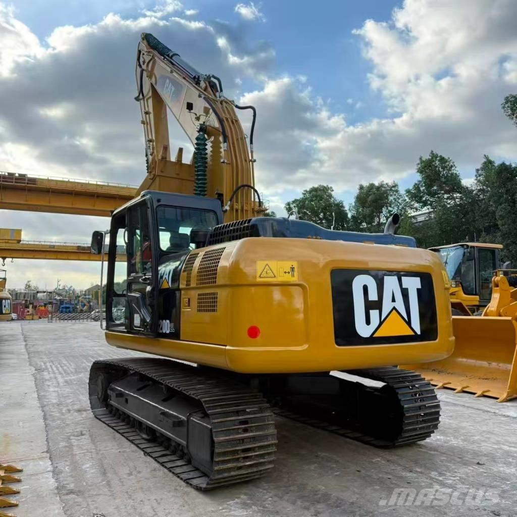 CAT 320D2 Mini excavadoras < 7t