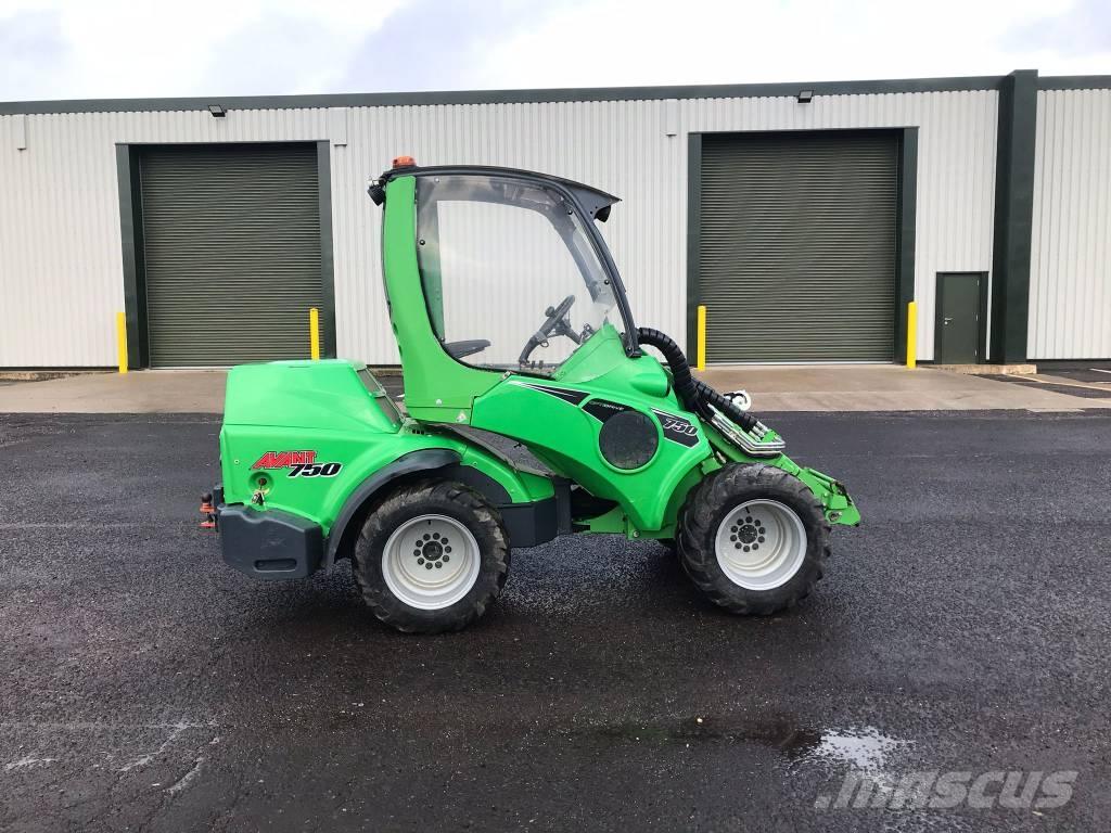 Avant 750 Cargadoras multifunción