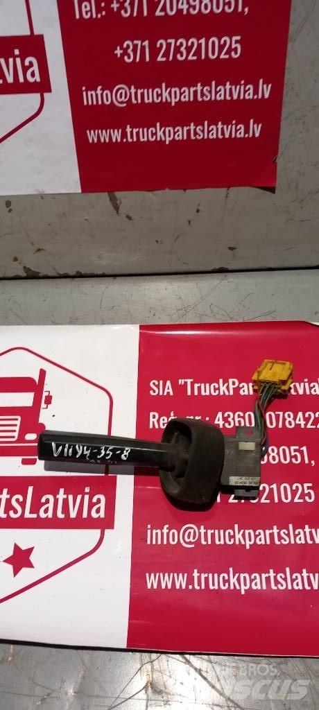 Volvo FH 12.   1624133 Cabinas e interior